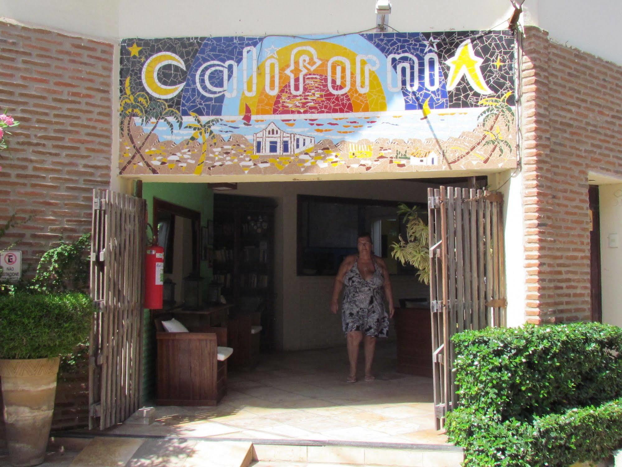 Pousada California Hotel Canoa Quebrada Ngoại thất bức ảnh